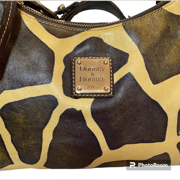 DOONEY & BOURKE Leather Giraffe Print Shoulder Handbag Purse J6717325 - Picture 4 of 11